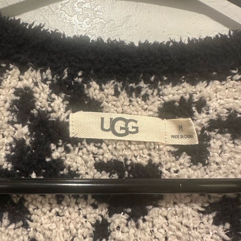 UGG Black and White Animal Print Cardigan - Picture 5 of 12